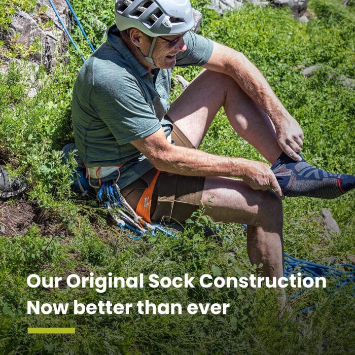 Smartwool Men's Classic Hike Full Cushion Crew - Image 4